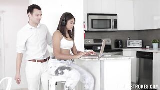 2021-04-22-16503-michelle_anderson2_720