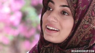 2021-05-07-17817-nadia_ali_720