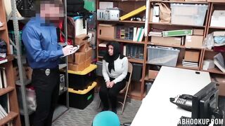 2021-01-08-17801-ella_knox2_720