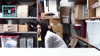 2021-01-08-17801-ella_knox2_720