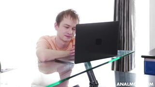 2021-01-28-27798-lilian_stone_720