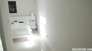 2021-02-19-16075-paisley_paige_720