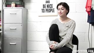 2021-01-13-15814-angeline_red_720