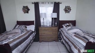 2020-09-11-14681-hazel_heart_720