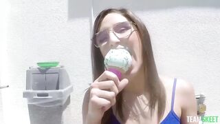 2020-12-30-15692-abella_danger_720