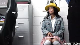 2020-10-14-15070-jada_kai_720