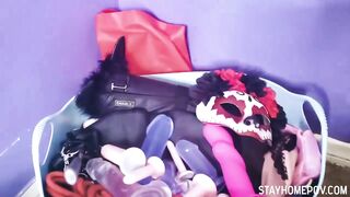 2020-09-27-14911-amari_anne_and_carmela_clutch_720