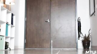 2020-12-23-27167-cory_chase_and_jane_wilde_720