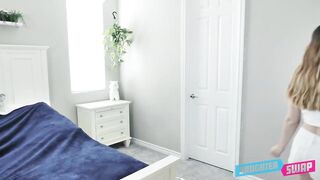 2020-08-24-14451-alona_bloom_and_sera_ryder_720