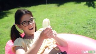 2020-10-01-14999-sara_bell_720