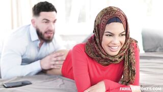 2020-05-28-13327-maya_farrell_720