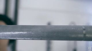 2017-06-09-32786-big-boob-workout-s1e4_960