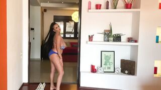 2025-08-11-65102-helen-star-65102_720