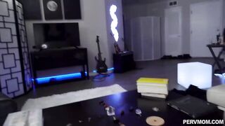 2020-04-11-12723-lisey_sweet_720