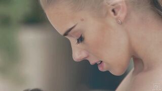 2017-04-28-43442-wrapped-up-in-you-s23e13_960