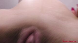 2023-11-15-2333-angelinamoon-iyf_1080