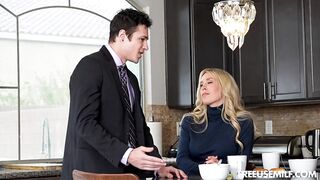 2022-12-11-25450-sarah_taylor_720