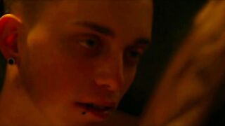 2016-05-10-25797-post-it-kiss-s19e15_960