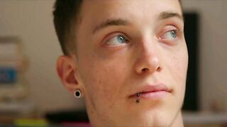 2016-05-10-25797-post-it-kiss-s19e15_960