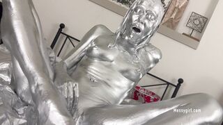 2025-02-23-1308-santana-is-orgasmic-in-silver