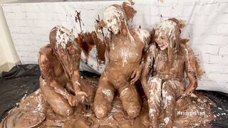 2025-12-08-1297-sweet-glop-covered-girls