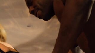 2020-03-20-the-croupier-treats-her-customers_720