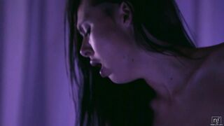 2016-01-17-31183-lesbian-light-show-s18e7_960