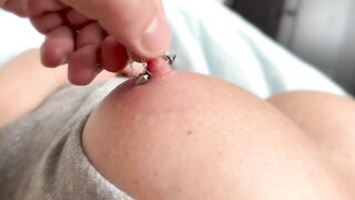 2023-06-16-33617-he-play-with-big-tits-milf-and-pierced-n_stream