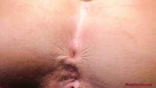 2023-05-17-victoria-june-in-your-face-_1080