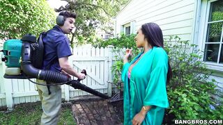 2016-04-30-8976321-horny-priya-price-fucks-the-gardener_720