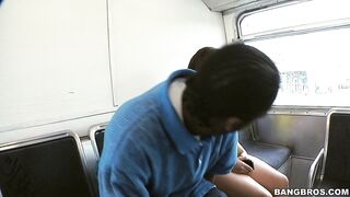 2016-04-19-8980341-jaslin-diaz-gets-her-first-taste-of-a-monster-cock_720