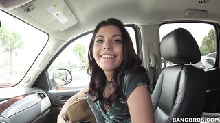 2016-01-02-9164751-she-knows-how-to-ride-that-dick_720