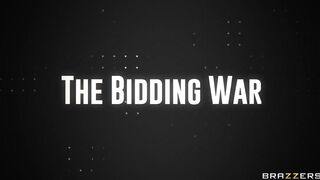 2022-04-29-4636861-the-bidding-war_720
