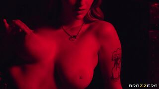 2022-02-15-4617621-seduction-rouge_1080