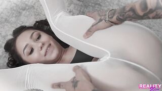 2026-05-23-248923-i-had-no-idea-stepsis-wanted-to-fuck-me-s6e6_960