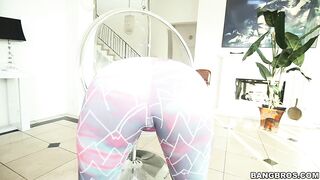 2015-04-05-8991241-getting-on-the-fuck-lane_720
