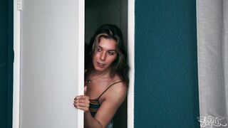 2024-05-17-10158251-self-sucking-seducer-gets-fucked_720