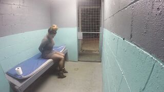 2018-07-30-Mia-at-intake-and-locked-up