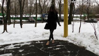 2016-12-23-185-barefoot-on-the-snow-part-2