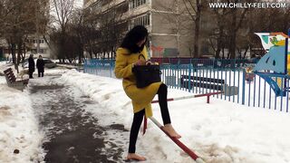 2018-01-21-198-a-tall-barefoot-girl-part-1