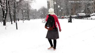 2015-12-16-172-barefoot-in-the-winter-city-part-3