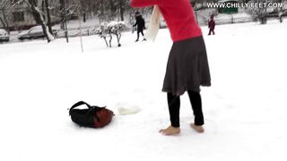 2015-12-16-172-barefoot-in-the-winter-city-part-3