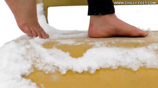 2013-08-14-124-barefoot-in-deep-fresh-snow-part-3