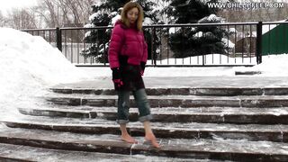 2013-11-11-129-barefoot-and-happy-part-1