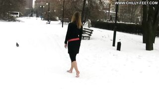 2011-07-21-40-barefoot-dancer-part-1
