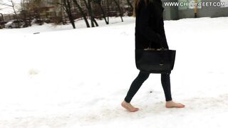 2016-10-25-183-barefoot-on-the-snow-part-1