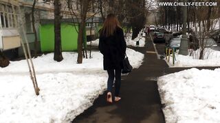 2016-10-25-183-barefoot-on-the-snow-part-1