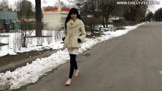2015-02-23-155-barefoot-in-a-winter-park-part-2