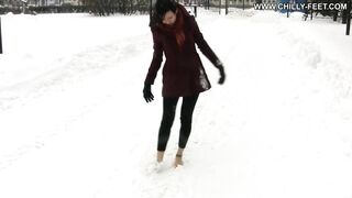 2011-09-01-46-winter-barefoot-pleasure-part-1