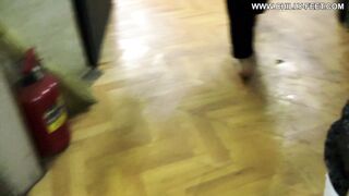 2015-10-20-169-barefoot-in-the-winter-city-part-2